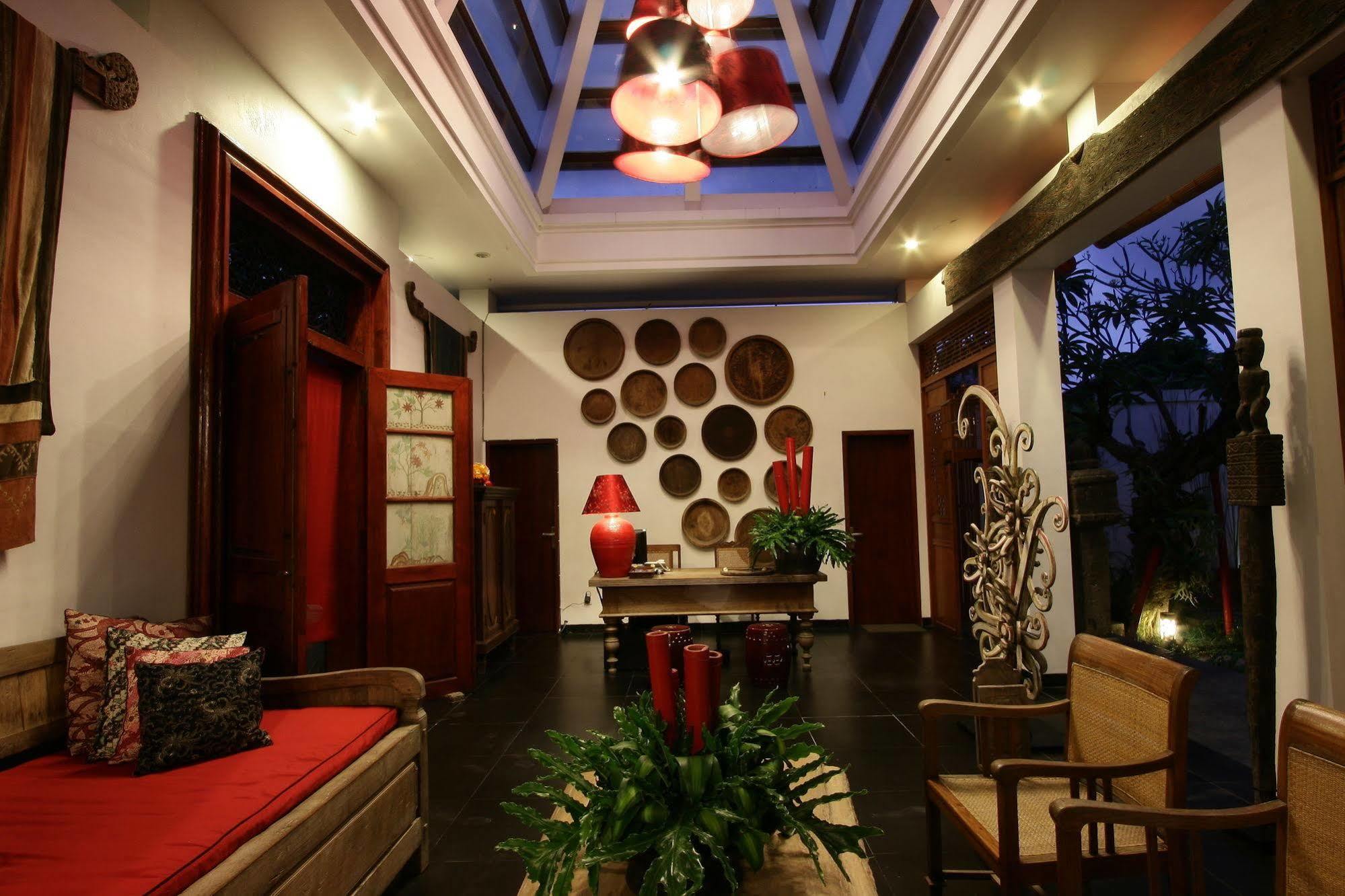 Kamar Kamar Boutique Hotel Семиньяк Экстерьер фото